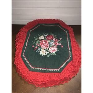 Reversible Set of 4 Quilted‎ Cloth Placemats Christmas Homemade Lace Edge